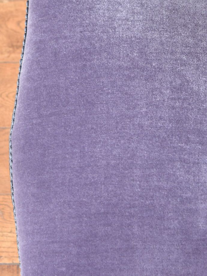 パーソナルチェアの生地を近くで見ると・・・