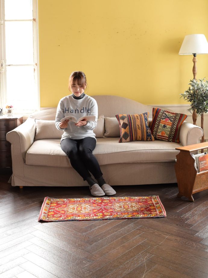 ビンテージのおしゃれな絨毯