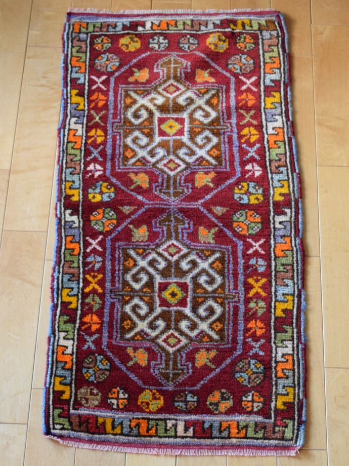 おしゃれなビンテージ絨毯