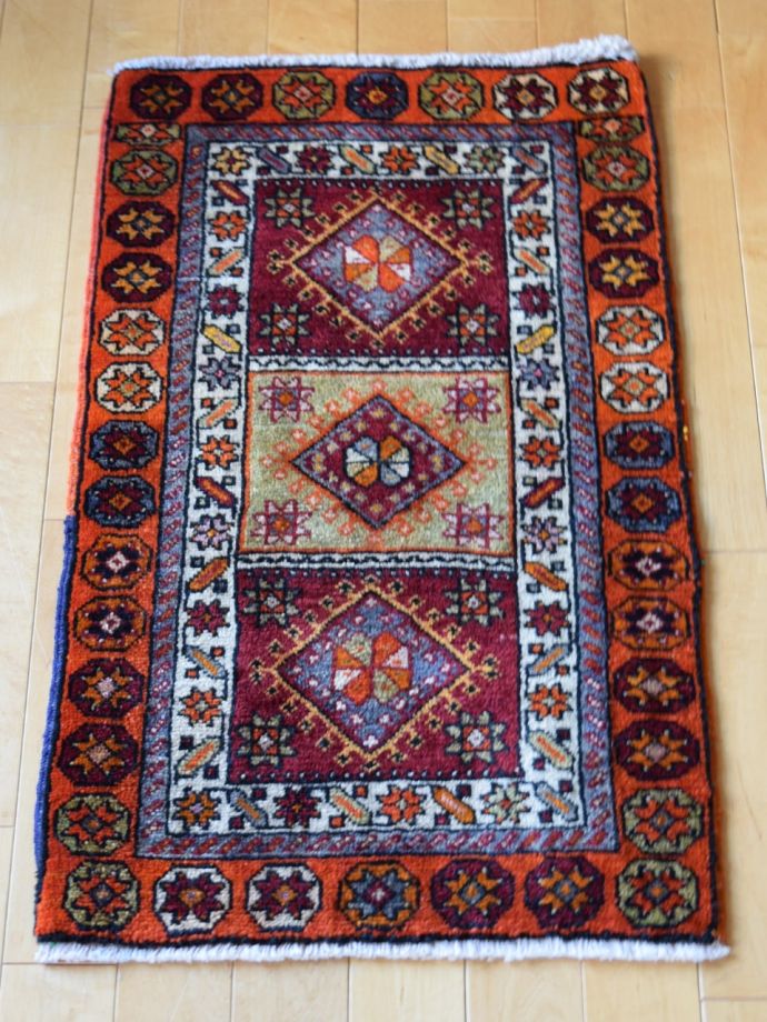 おしゃれなビンテージ絨毯