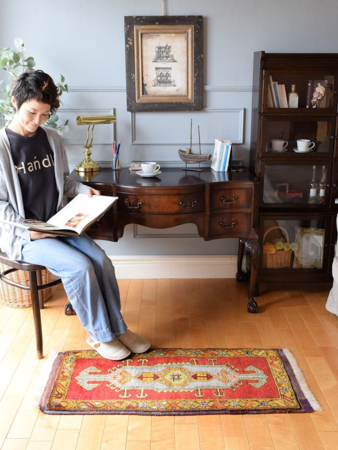 ビンテージのおしゃれな絨毯