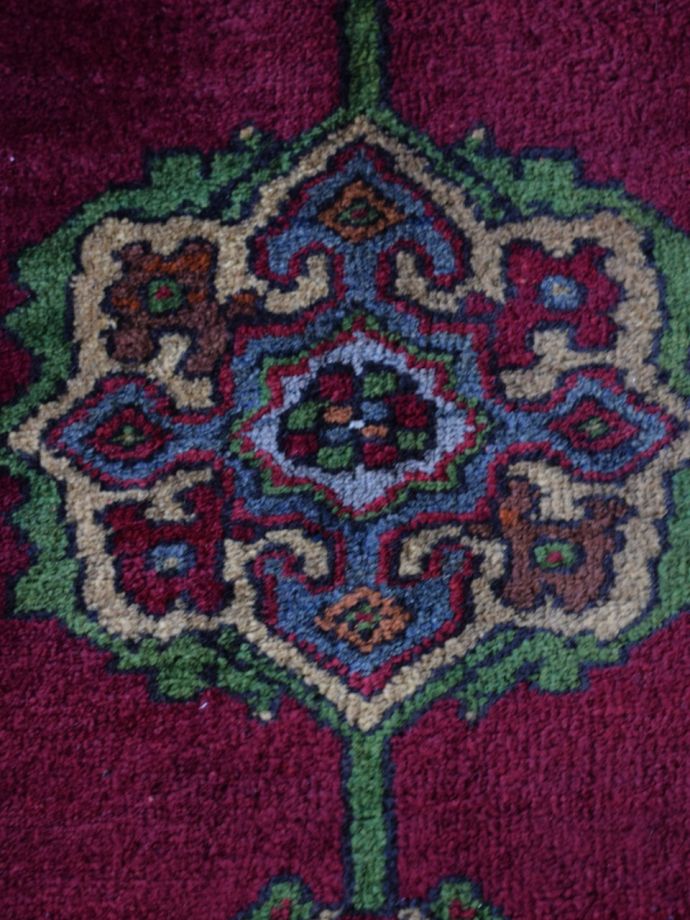 1点もののビンテージ絨毯