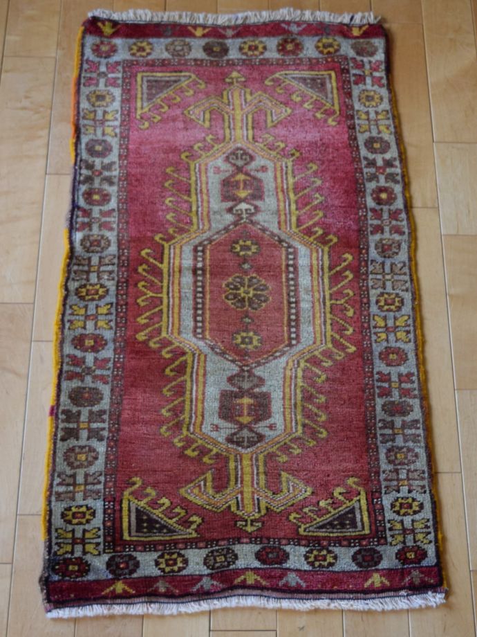 おしゃれなビンテージ絨毯