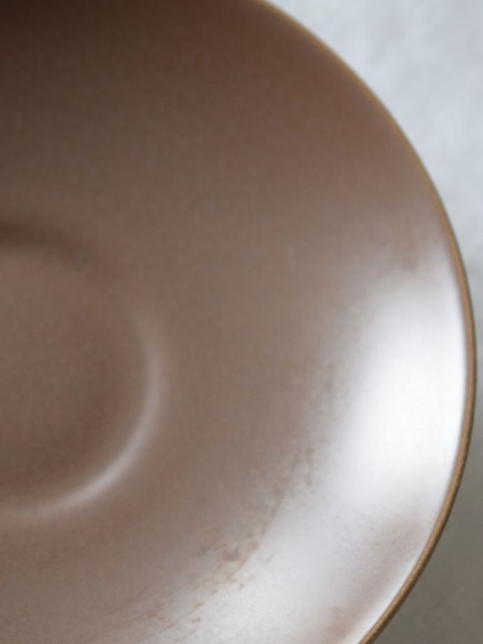 プール・ポタリーのビンテージソーサー