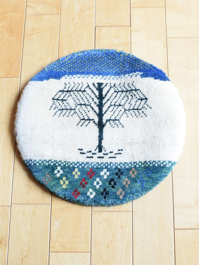 丸い形のギャッベ