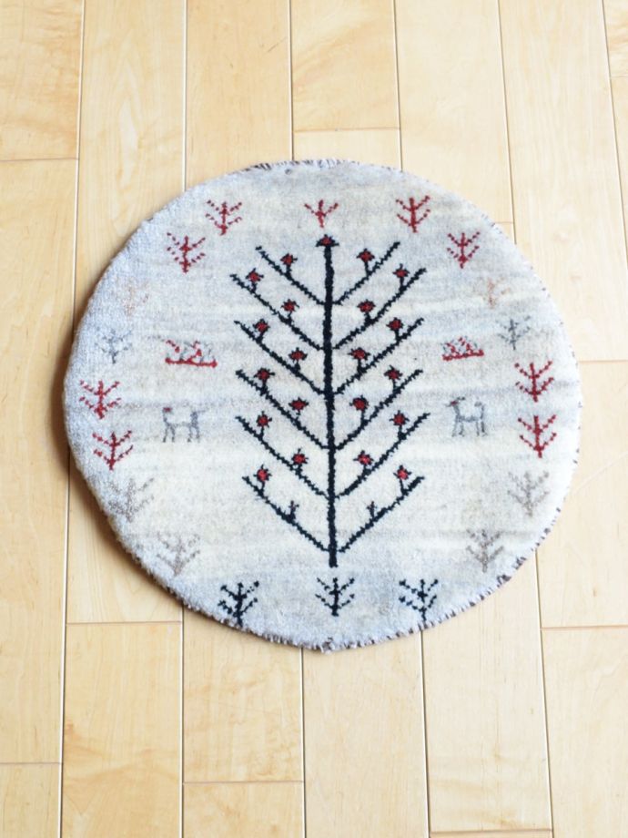 丸い形のギャッベ