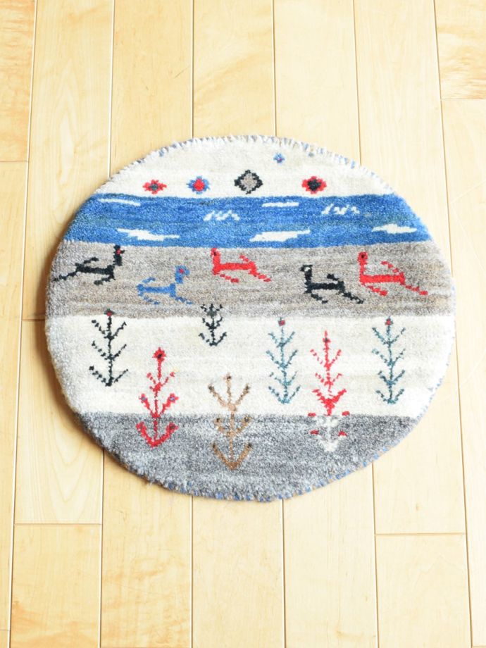 丸い形のギャッベ