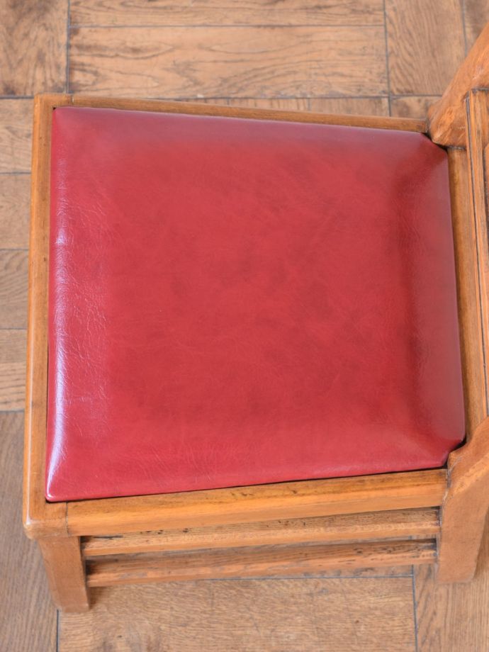 アンティークの椅子の座面