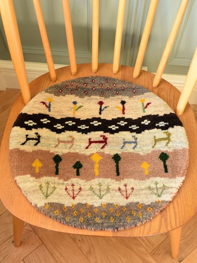 丸い形のギャッベ