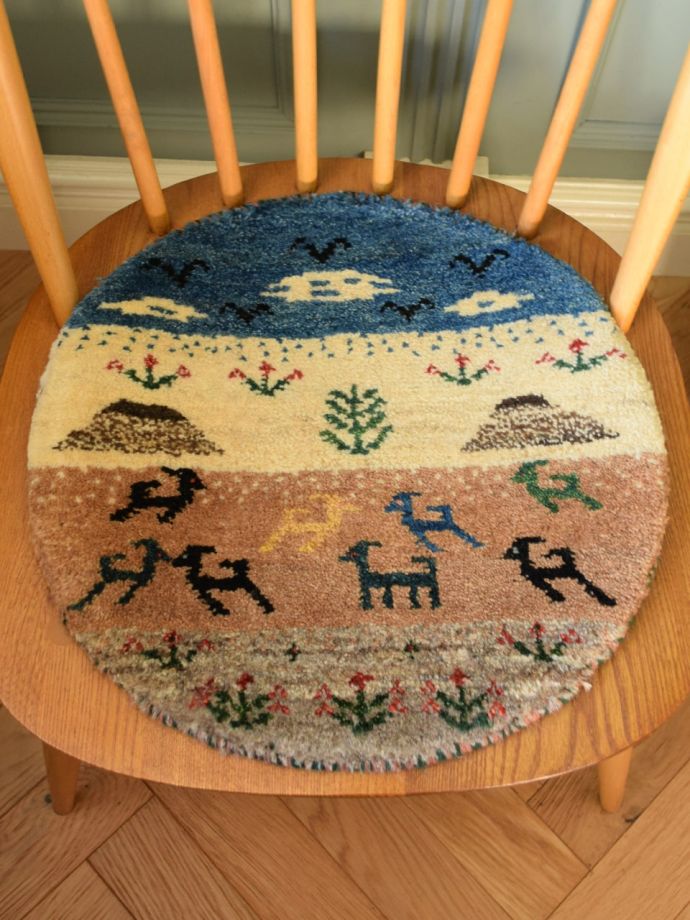 丸い形のギャッベ