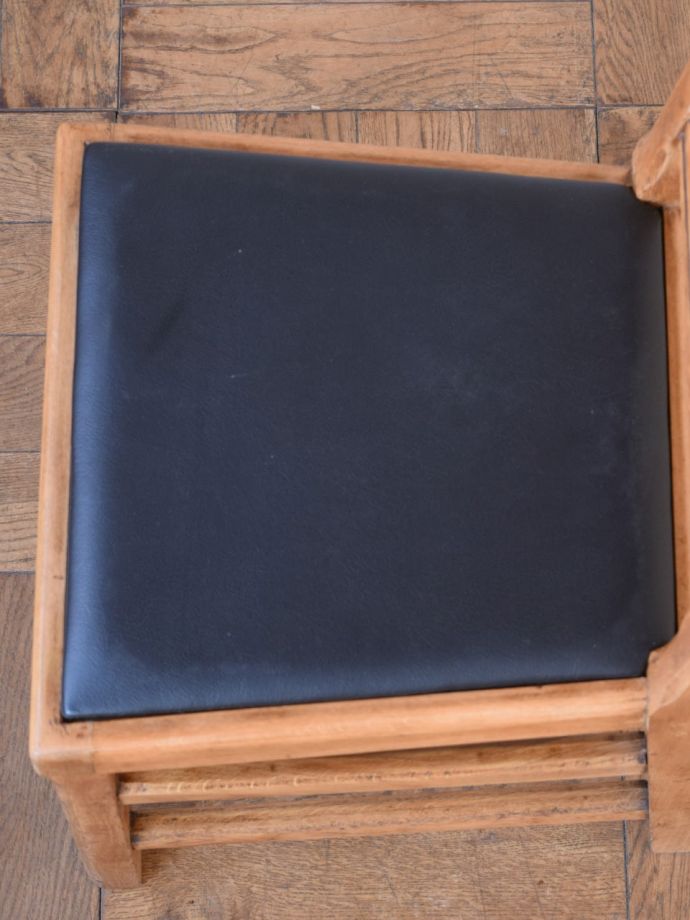 アンティークの椅子の座面