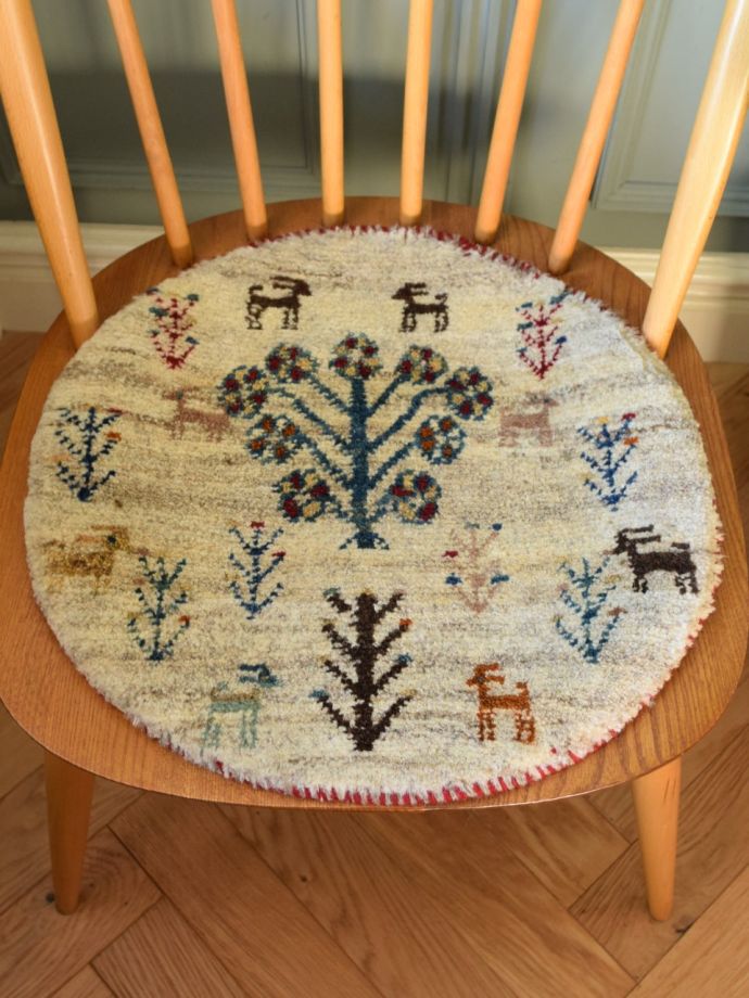 丸い形のギャッベ