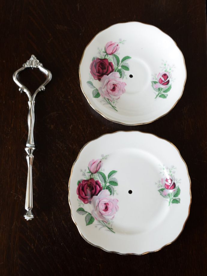 組み立て式のケーキスタンド