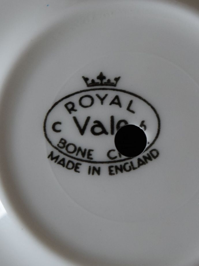 ロイヤルベールのバックスタンプ