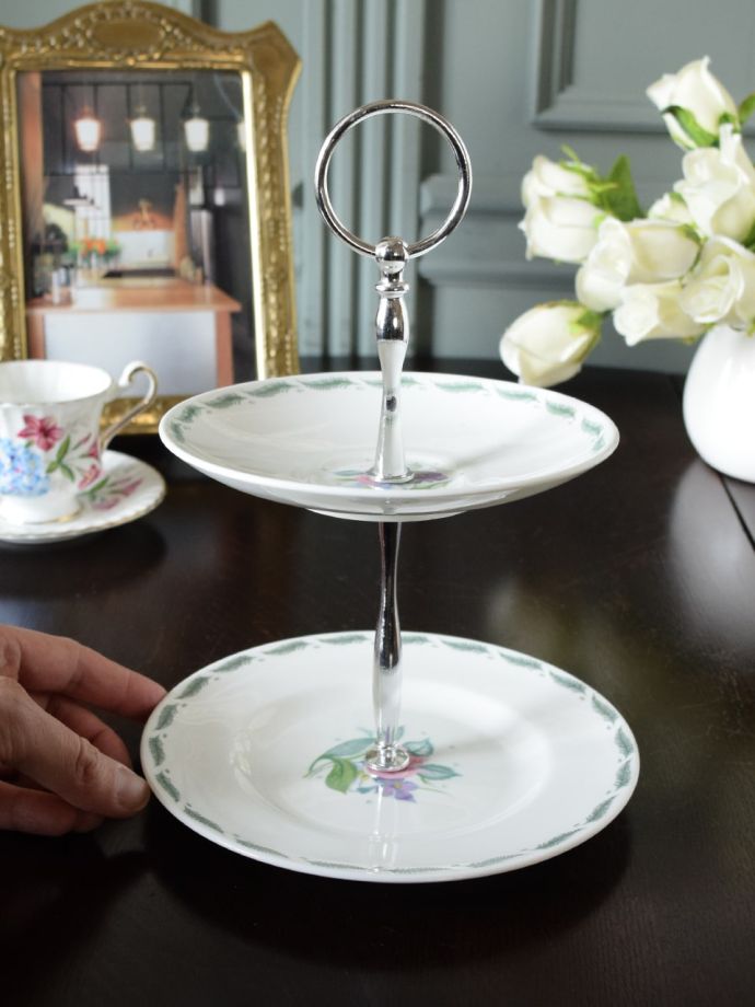 オシャレなケーキスタンド