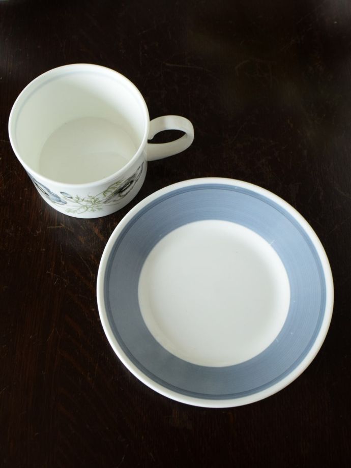英国アンティークのおしゃれな食器