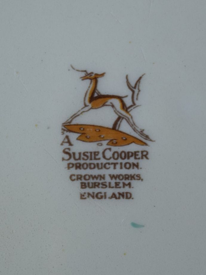 スージークーパーのバックスタンプ