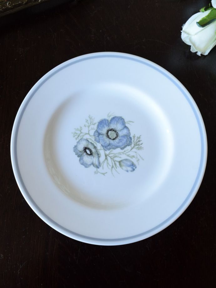 英国アンティークのおしゃれな食器