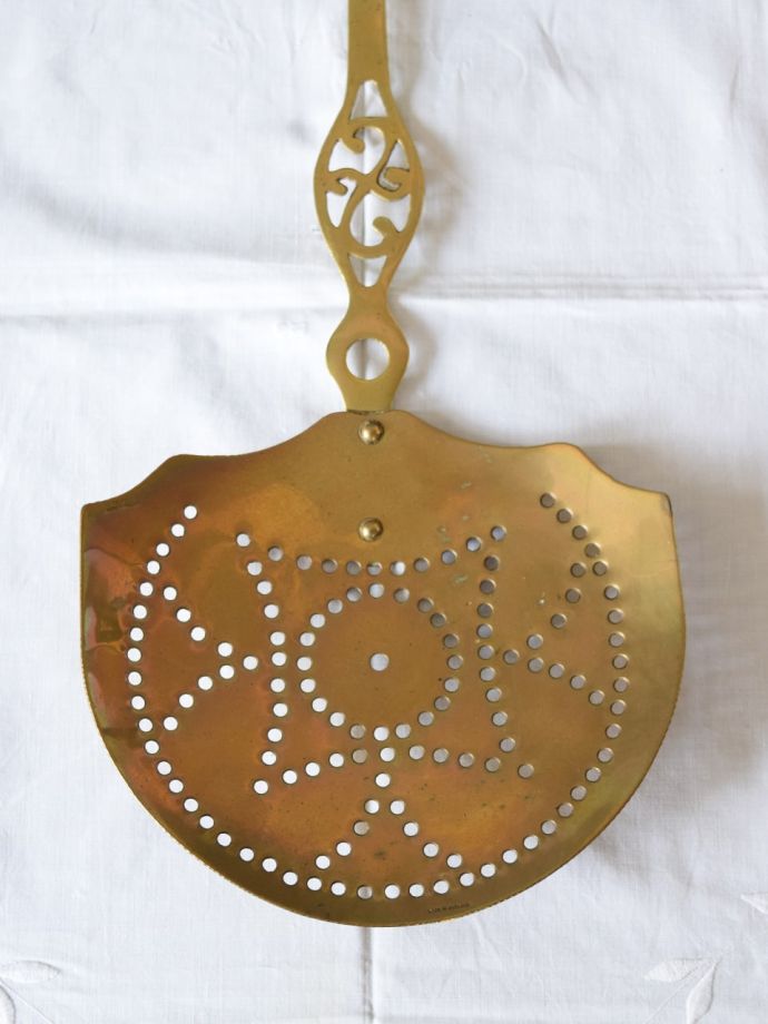 アンティークのブラスクリームスキーマー