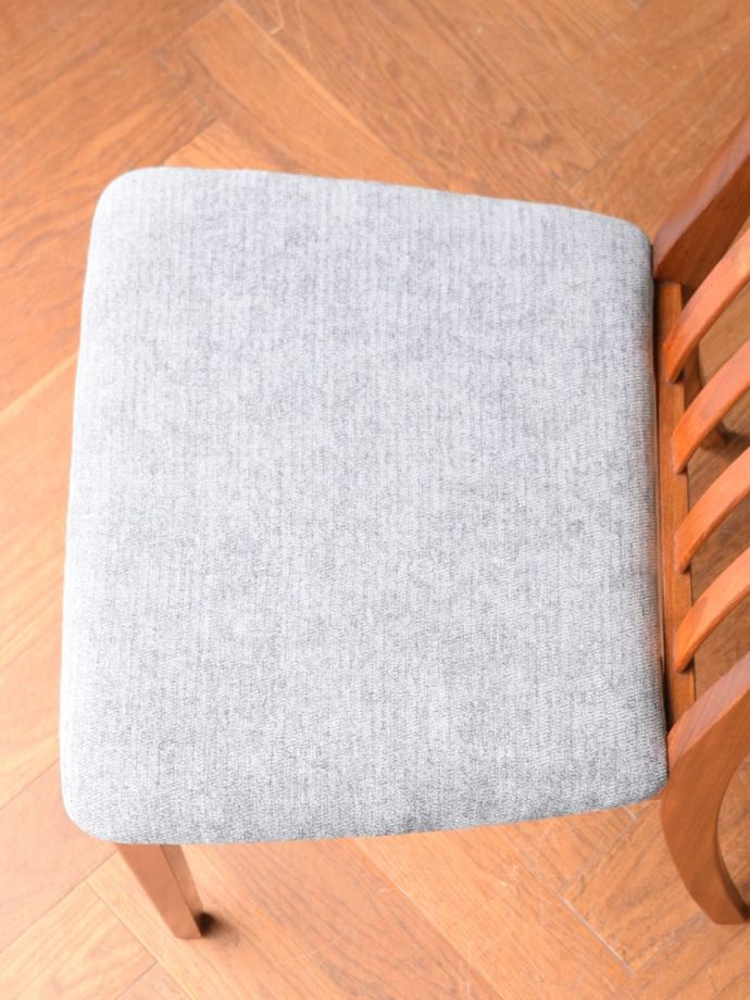 ビンテージチェアの座面