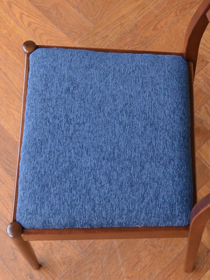 ビンテージチェアの座面