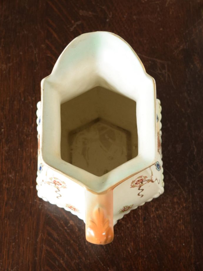 英国アンティークのおしゃれな食器