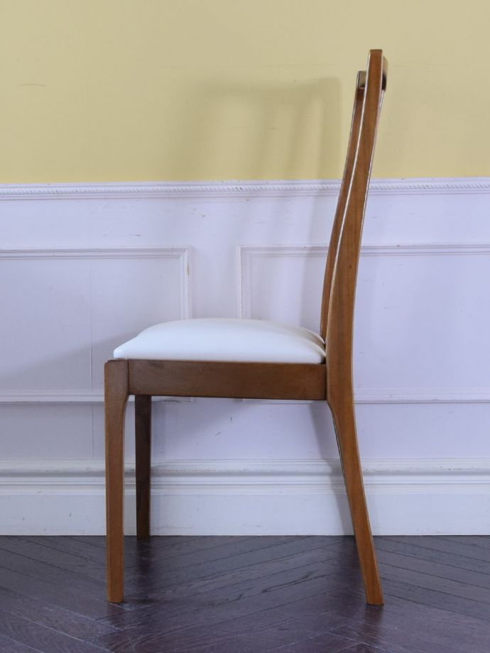 ビンテージチェアの側面