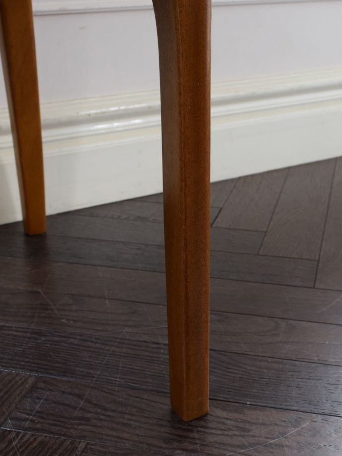 アンティーク椅子の脚