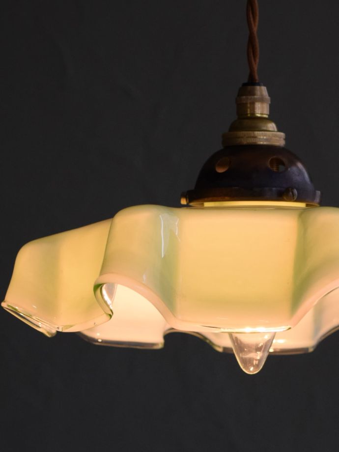 ペンダントライトのシェード