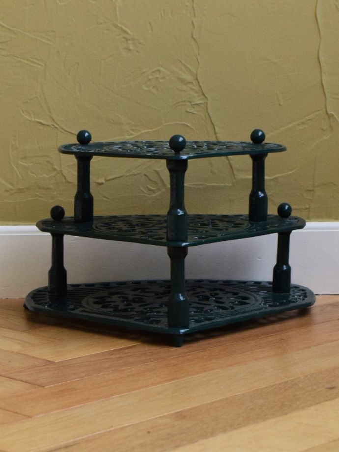 アイアンのおしゃれなスタンド