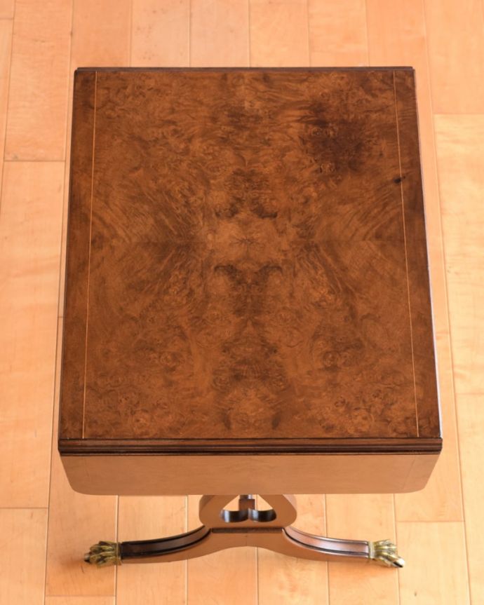 アンティークのテーブル　アンティーク家具　センターテーブル　畳むとこんなにスリムなサイズリーフを開く前はこんな形です。(m-672-f)