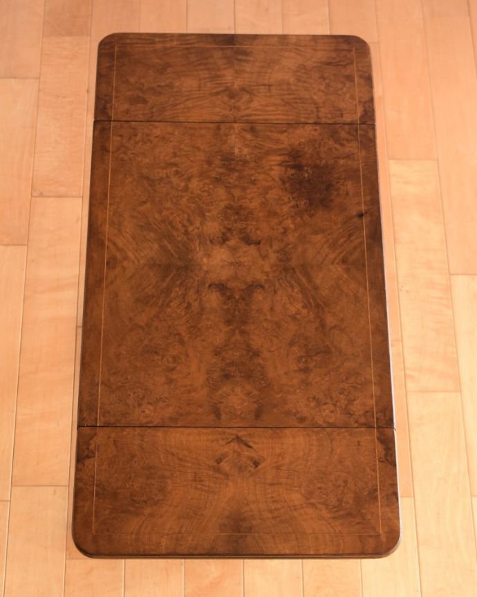 アンティークのテーブル　アンティーク家具　センターテーブル　天板もキレイにお直ししました。(m-672-f)