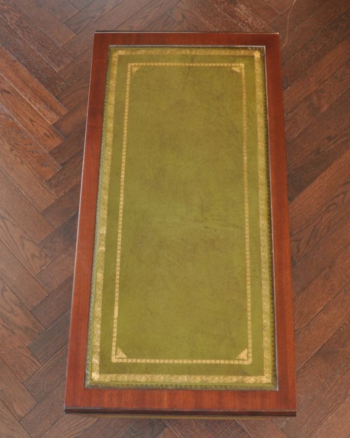 アンティークのテーブル アンティーク家具 バタフライテーブル 畳むとこんなにスリムなサイズリーフを開く前はこんな形です。(m-673-f)