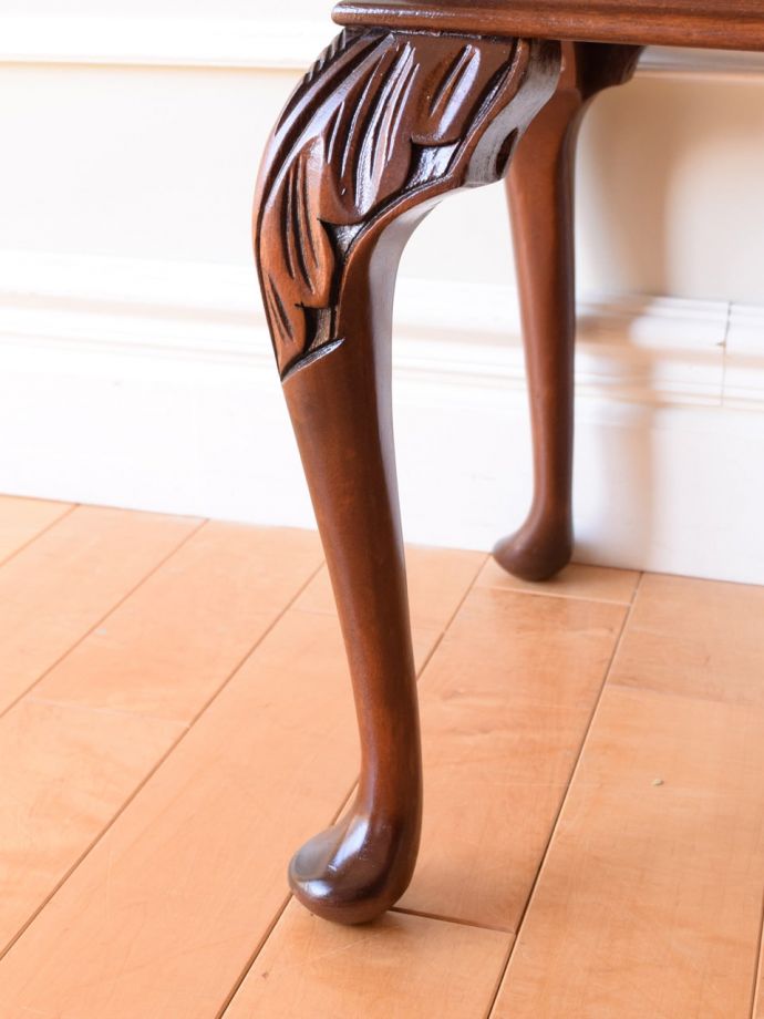 アンティーク家具の脚