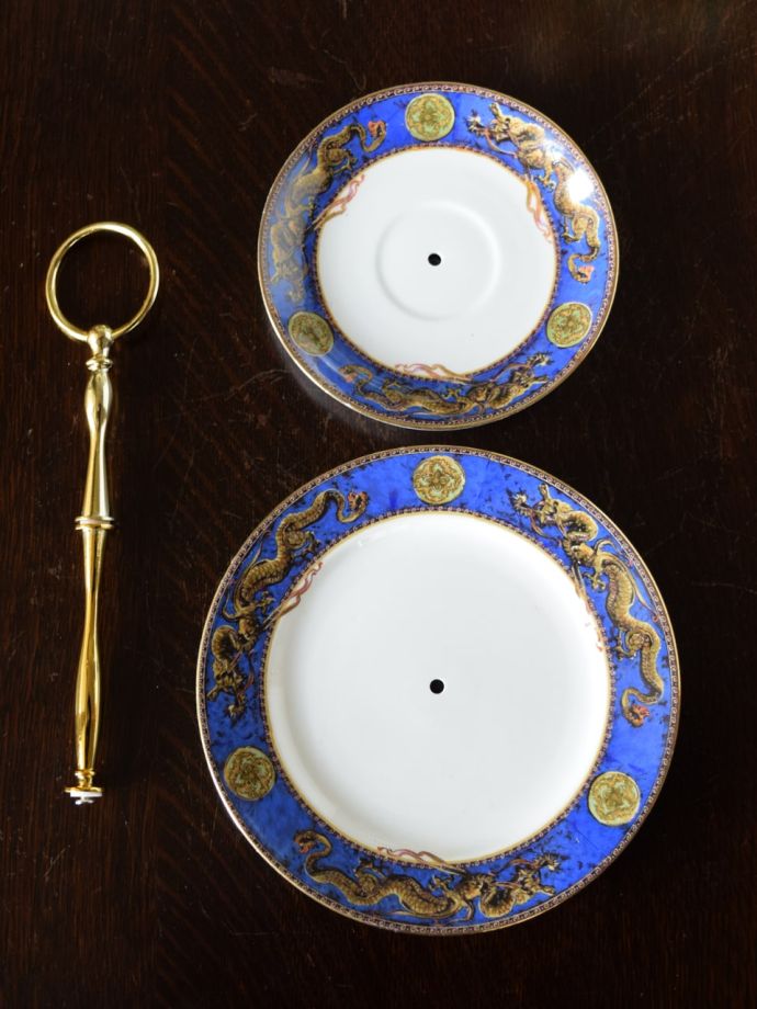 組み立て式のケーキスタンド