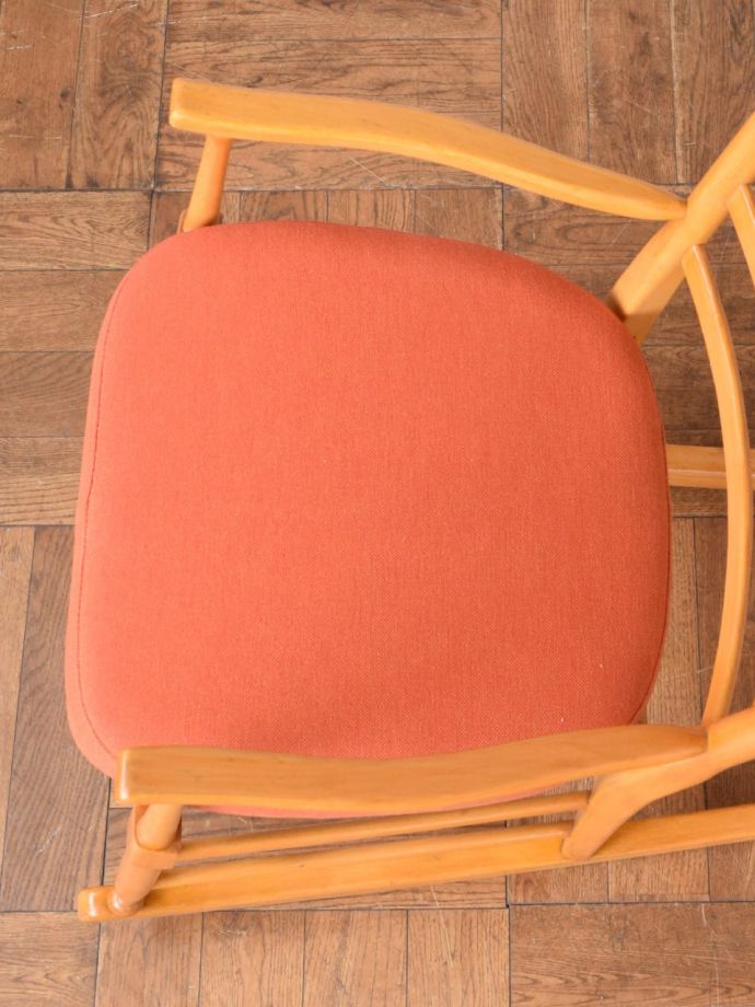 ロッキングチェアの座面