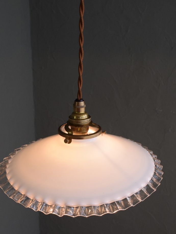 アンティークのガラスシェード