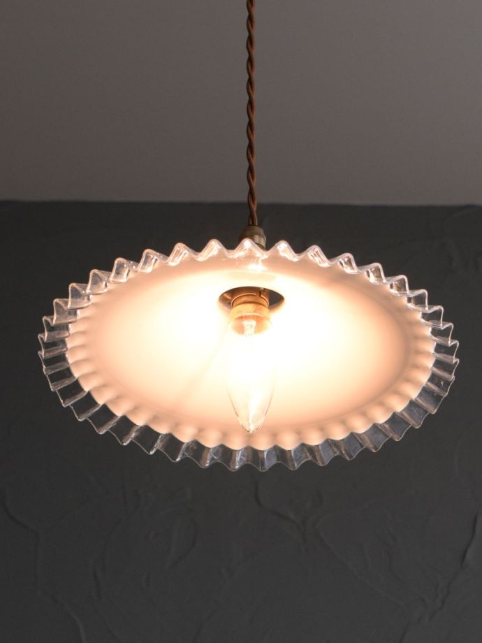 アンティーク照明の美しい灯り