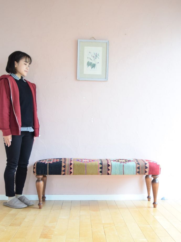 オールドキリムのおしゃれなベンチ