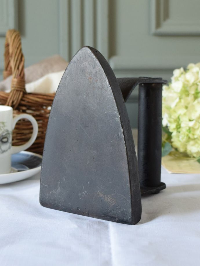 アイアンのアンティーク雑貨