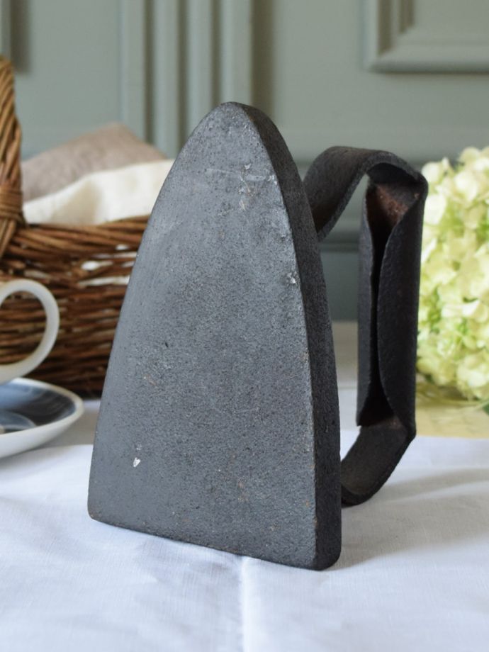 アイアンのアンティーク雑貨