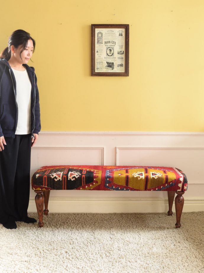 オールドキリムのおしゃれなベンチ