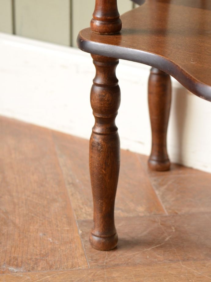 アンティーク家具の脚