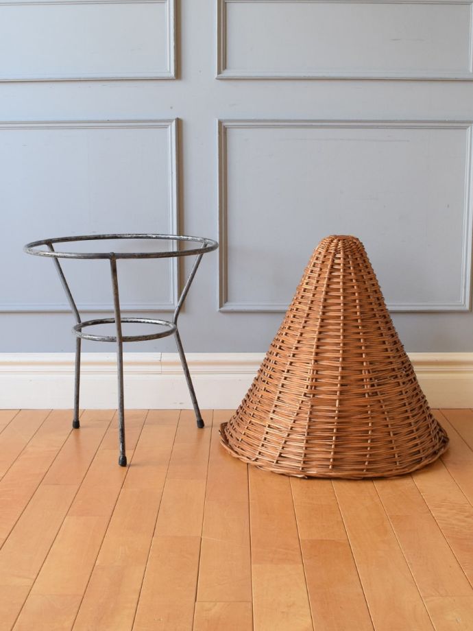 おしゃれなラタンバスケット