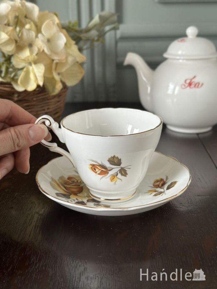 イギリスのカップ&ソーサー