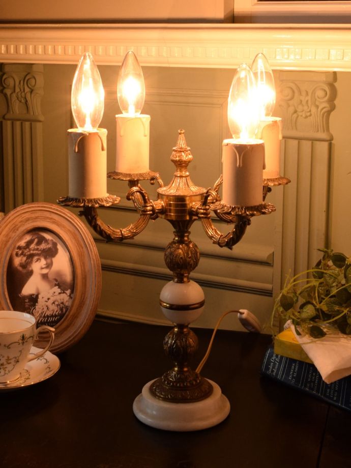 アンティークの照明、テーブルランプ