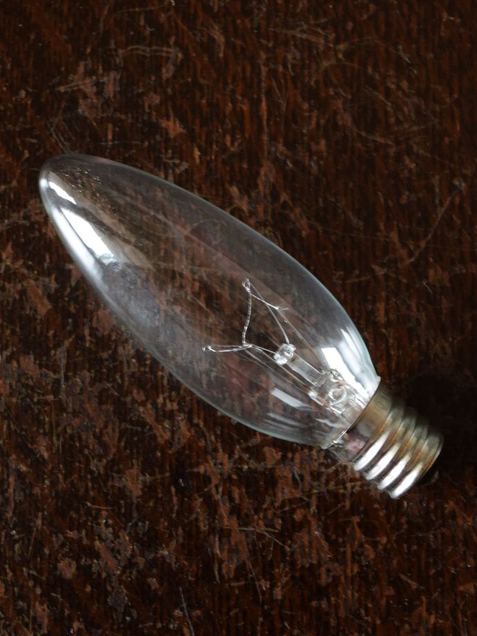 テーブルランプの電球