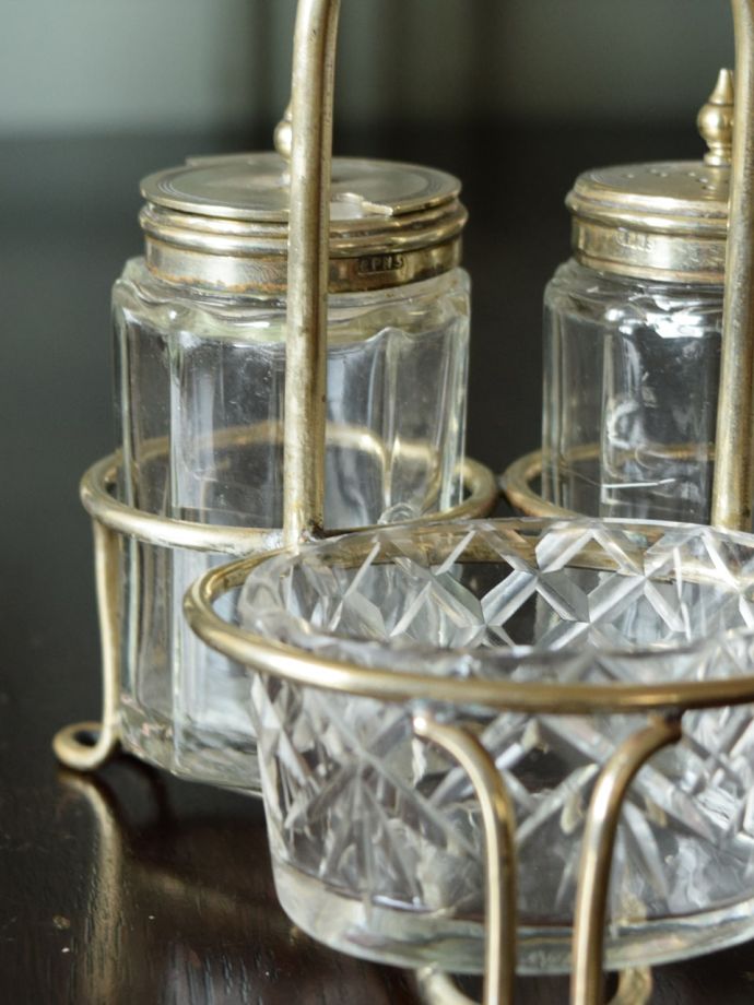 英国アンティークのスパイスセット