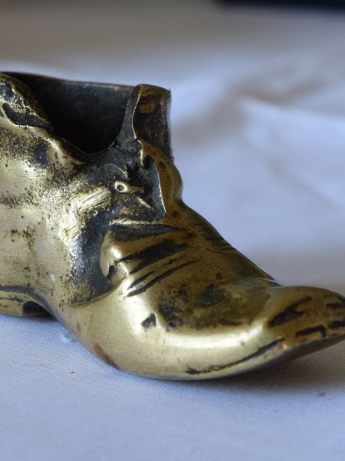 アンティーク真鍮製のオブジェ