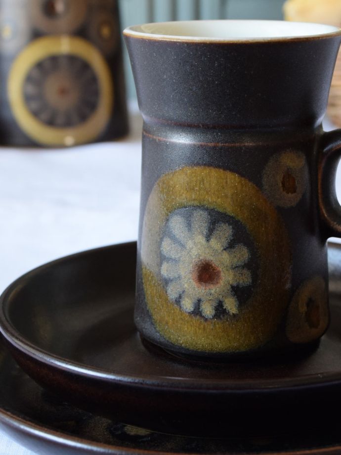 デンビーのビンテージカップ＆ソーサー(トリオ)